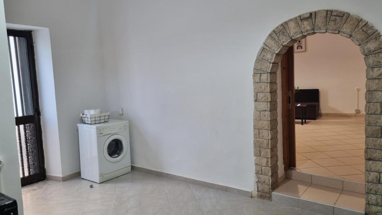 Villa Casa Artemis Plátanos Exterior foto