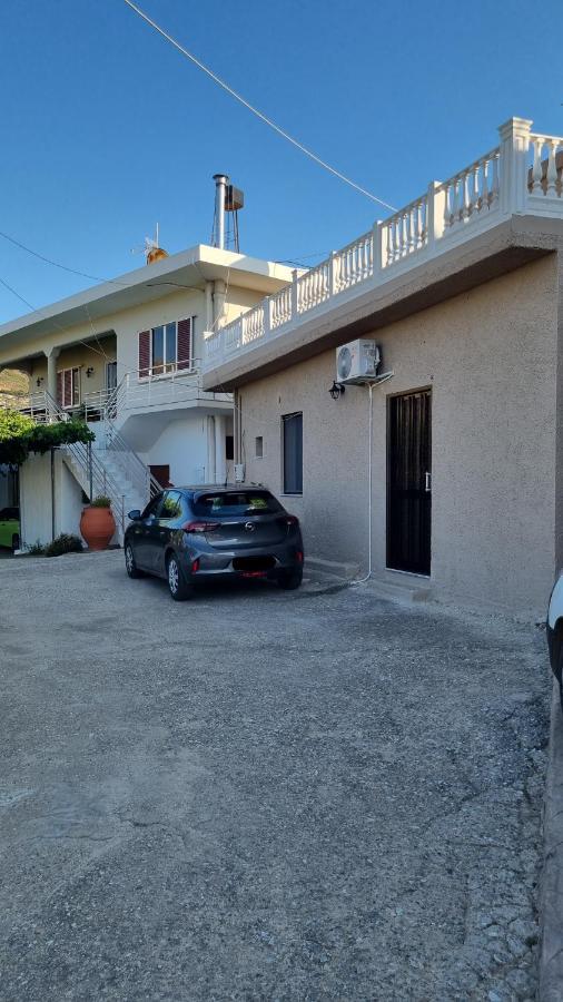 Villa Casa Artemis Plátanos Exterior foto
